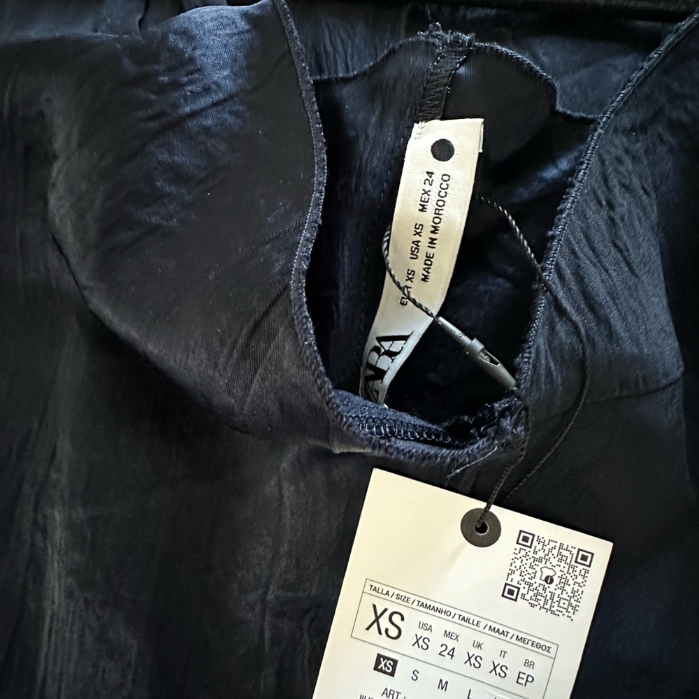 Women’s  ZARA Dress - Picture 6 of 11